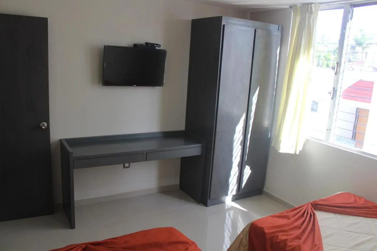 Suites San Luis Mazatlán 3*,  México