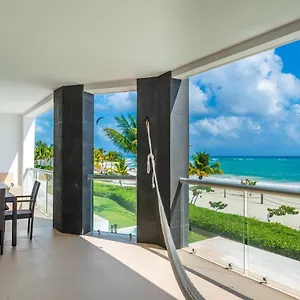 https://pure-mareazul-riviera-maya-playa-del-carmen.allrivieramayahotels.com